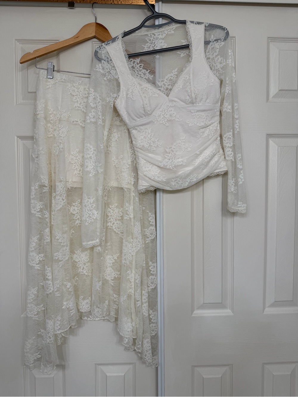 Abercrombie & Fitch Cream Lace Two-Piece Skirt Set